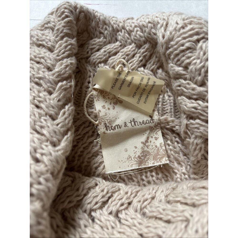 New Hem & Thread Tan Bulky Knit Sweater Size Small - Picture 4 of 6